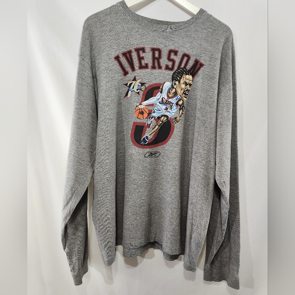 Vintage 1990s REEBOK Allen Iverson Philadelphia 76ers Cartoon Long Sleeve Tee XL